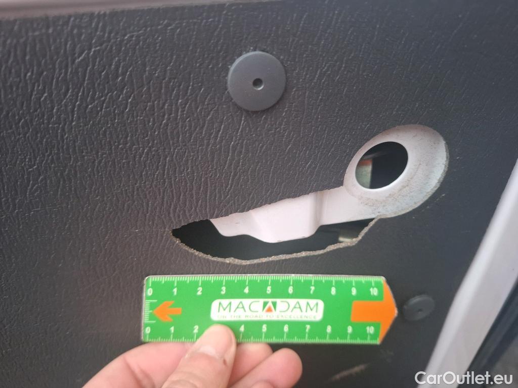  Peugeot  Boxer  Fourgon Surélevé 335 L3H2 Asphalt BlueHDi 165 Stop&Start 2.2 165CV BVM6 #13