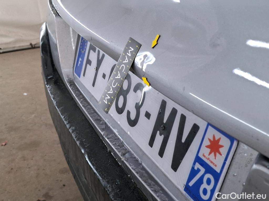  Citroen  C3  Société Feel 1.5 BlueHDI 100CV BVM6 E6dT #13