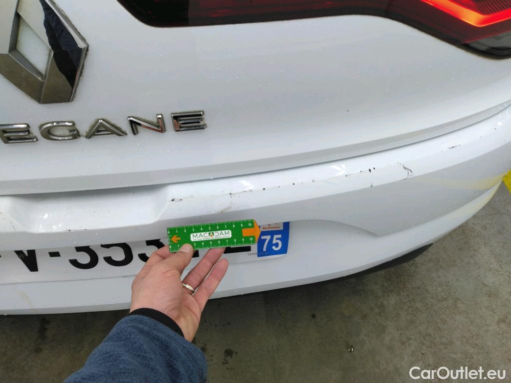  Renault  Megane  IV Berline 5pt. Société Air Nav 1.5 dCi 90CV BVM6 E6 #1