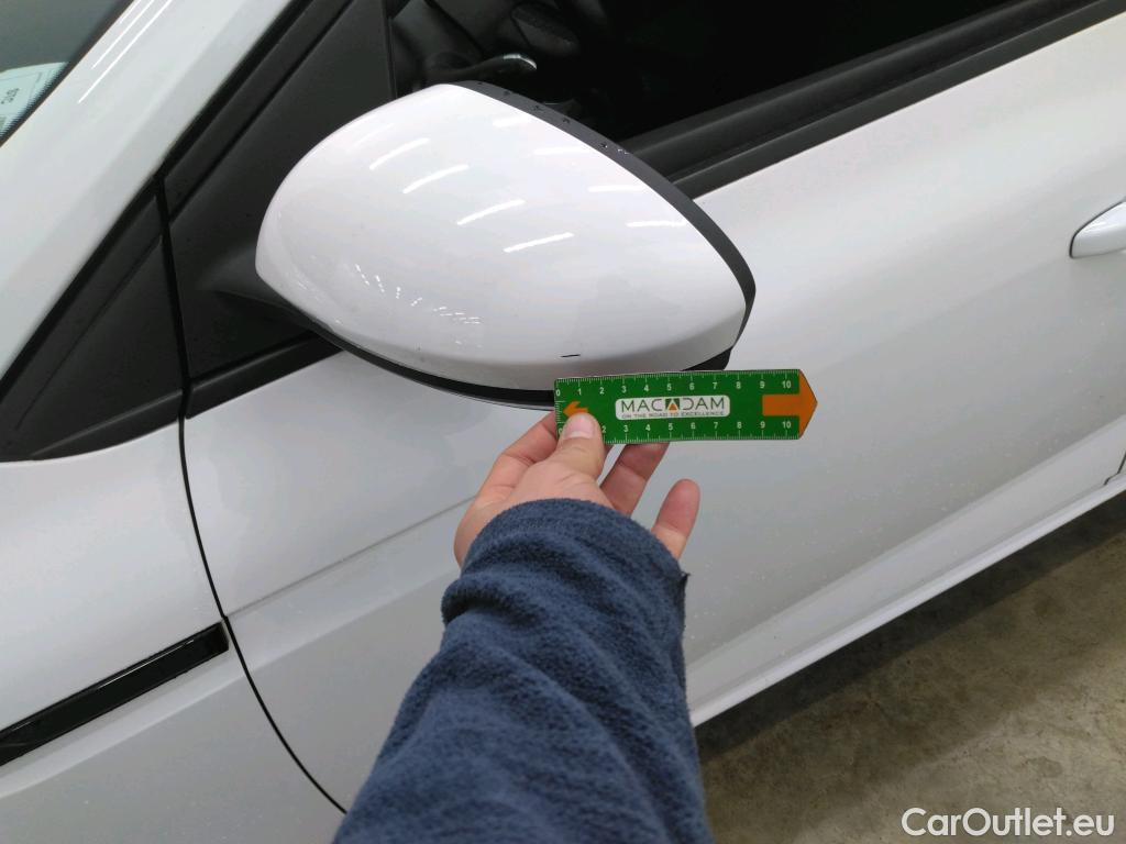  Renault  Megane  IV Berline 5pt. Société Air Nav 1.5 dCi 90CV BVM6 E6 #25