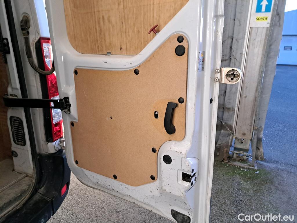  Renault  Master  III Fourgon L3H2 3 5 Grand Confort dCi 135CV BVM6 E6dT #27