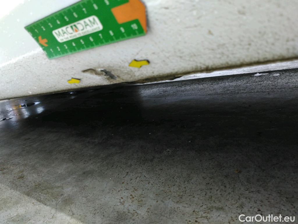  Renault  Megane  IV Berline 5pt. Société Air Nav 1.5 dCi 90CV BVM6 E6 #12