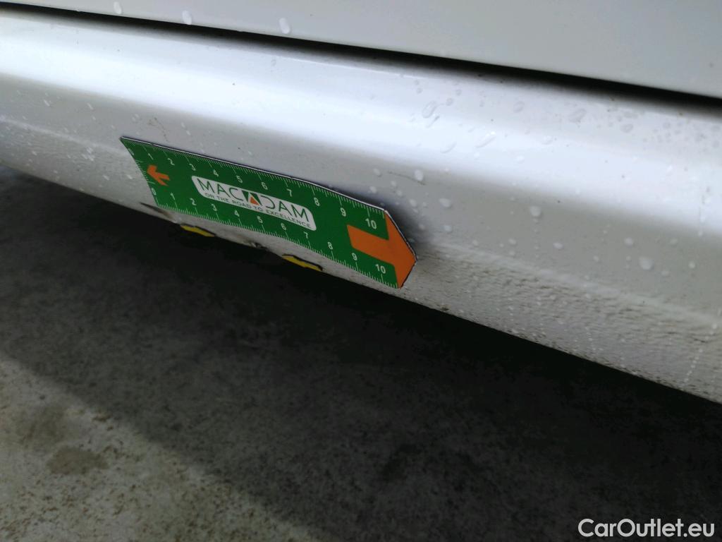  Renault  Megane  IV Berline 5pt. Société Air Nav 1.5 dCi 90CV BVM6 E6 #17