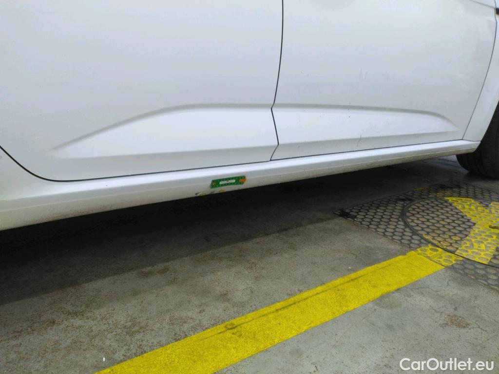  Renault  Megane  IV Berline 5pt. Société Air Nav 1.5 dCi 90CV BVM6 E6 #14