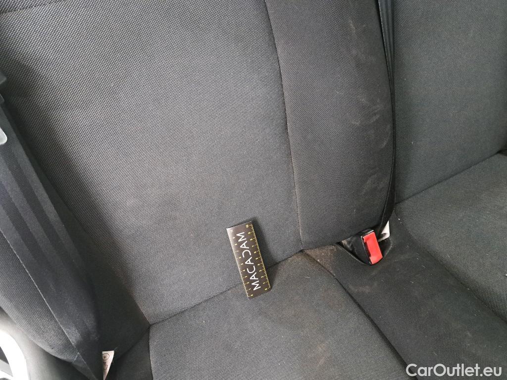  Renault  Master  III Fourgon L3H2 3 5 Grand Confort dCi 135CV BVM6 E6dT #29