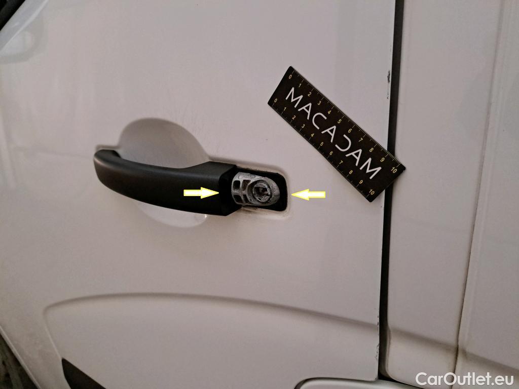  Renault  Master  III Fourgon L3H2 3 5 Grand Confort dCi 135CV BVM6 E6dT #15