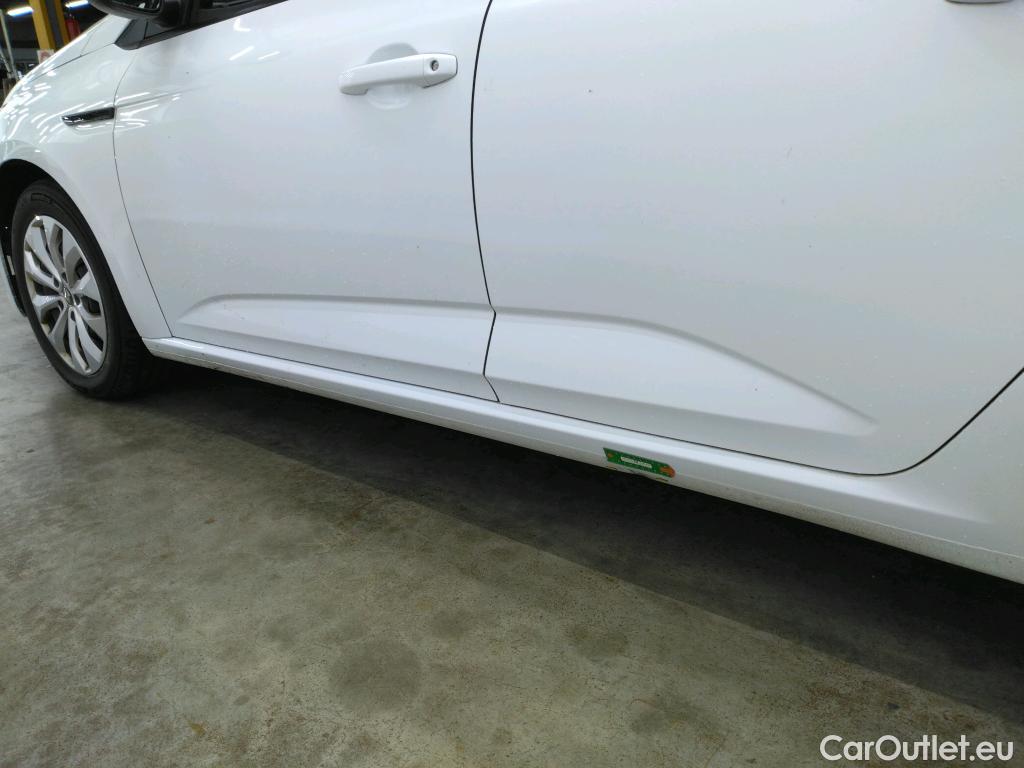  Renault  Megane  IV Berline 5pt. Société Air Nav 1.5 dCi 90CV BVM6 E6 #10