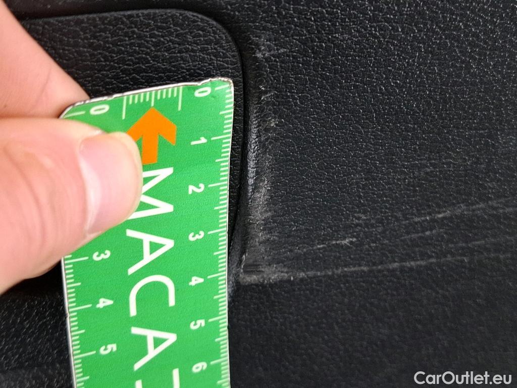  Audi  A4  Avant 35 TDI Avus 2.0 TDI 165CV BVA7 E6d #78