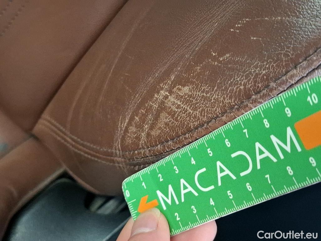  Audi  A4  Avant 35 TDI Avus 2.0 TDI 165CV BVA7 E6d #38