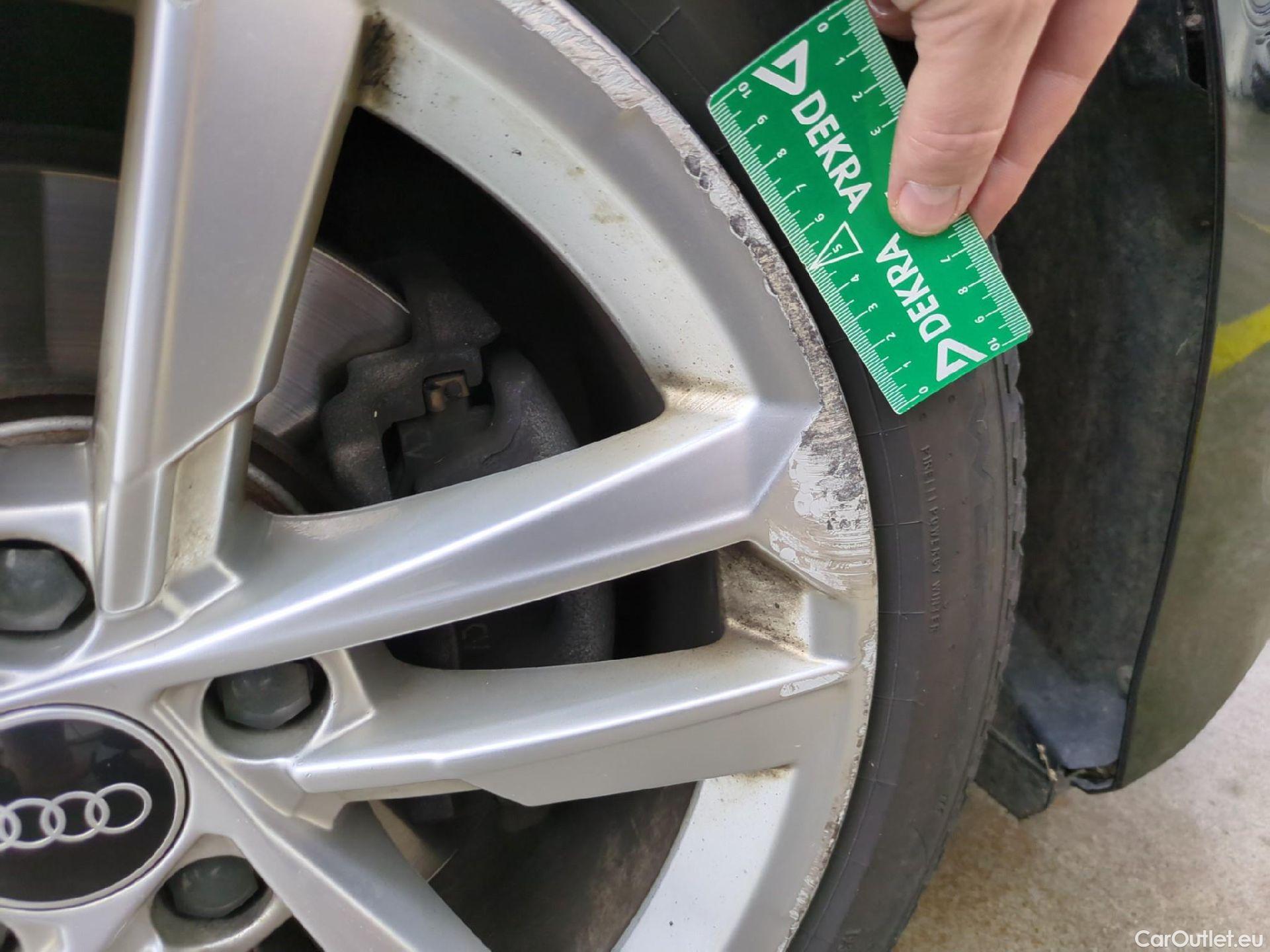  Audi  A3 AUDI  Berline / 2020 / 4P / Berline 35 TFSI 150 MHEV S Tronic Business Line #2