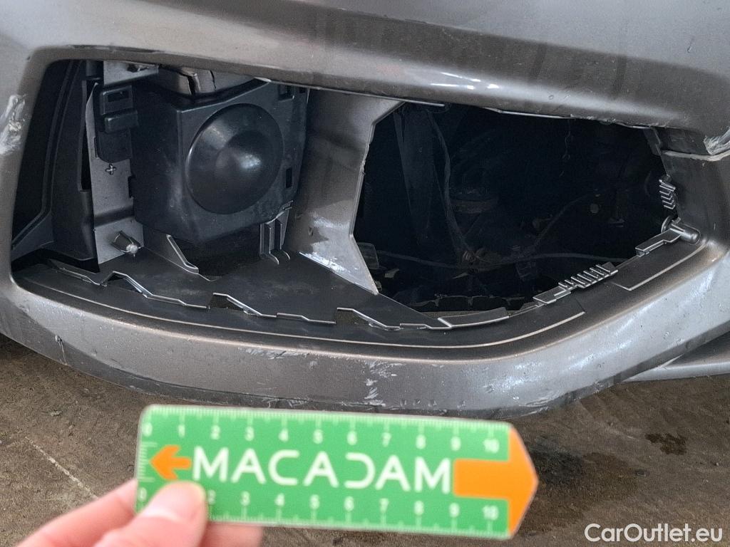  Audi  A4  Avant 35 TDI Avus 2.0 TDI 165CV BVA7 E6d #44