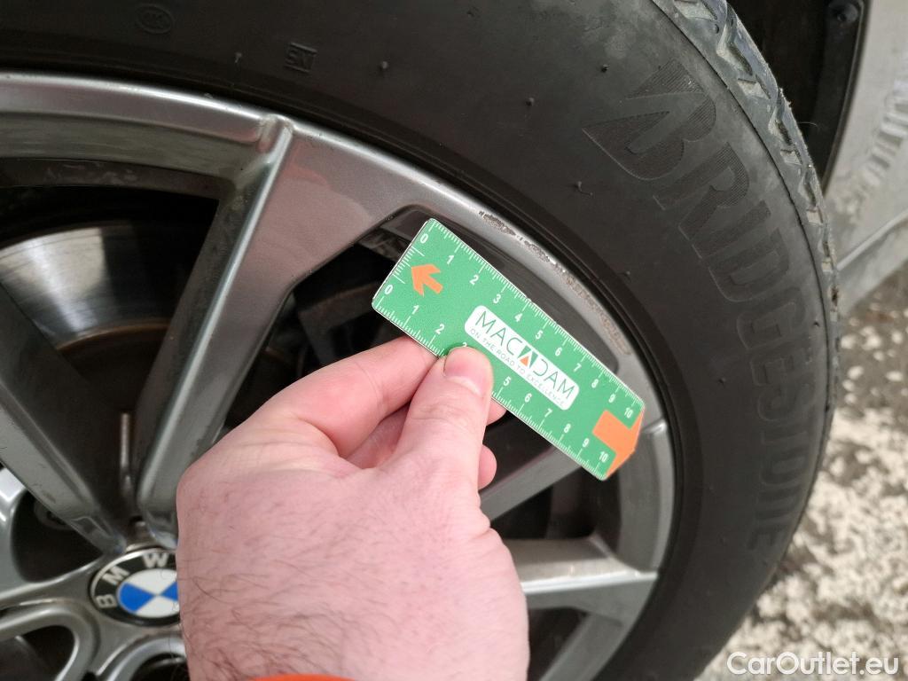  Bmw  Serie 3 Série 3 Touring 318 d Luxury 2.0 150CV BVA8 E6d #24