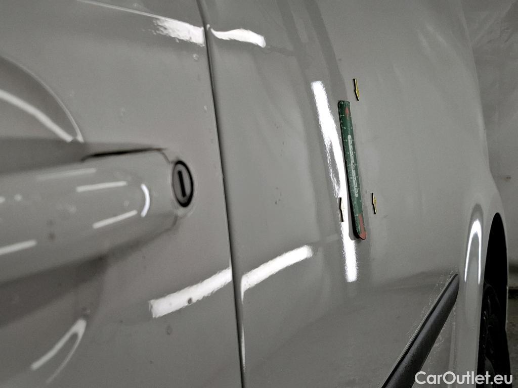  Volkswagen  Caddy VOLKSWAGEN  Van / 2015 / 4P / Fourgonnette 2.0 TDI 102 DSG6 Business Line Plus #12