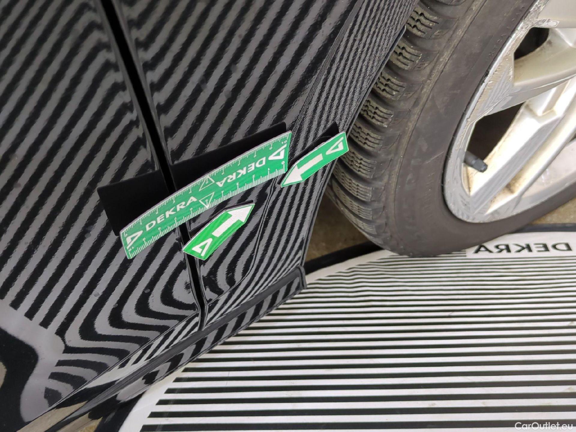  Audi  A3 AUDI  Berline / 2020 / 4P / Berline 35 TFSI 150 MHEV S Tronic Business Line #41