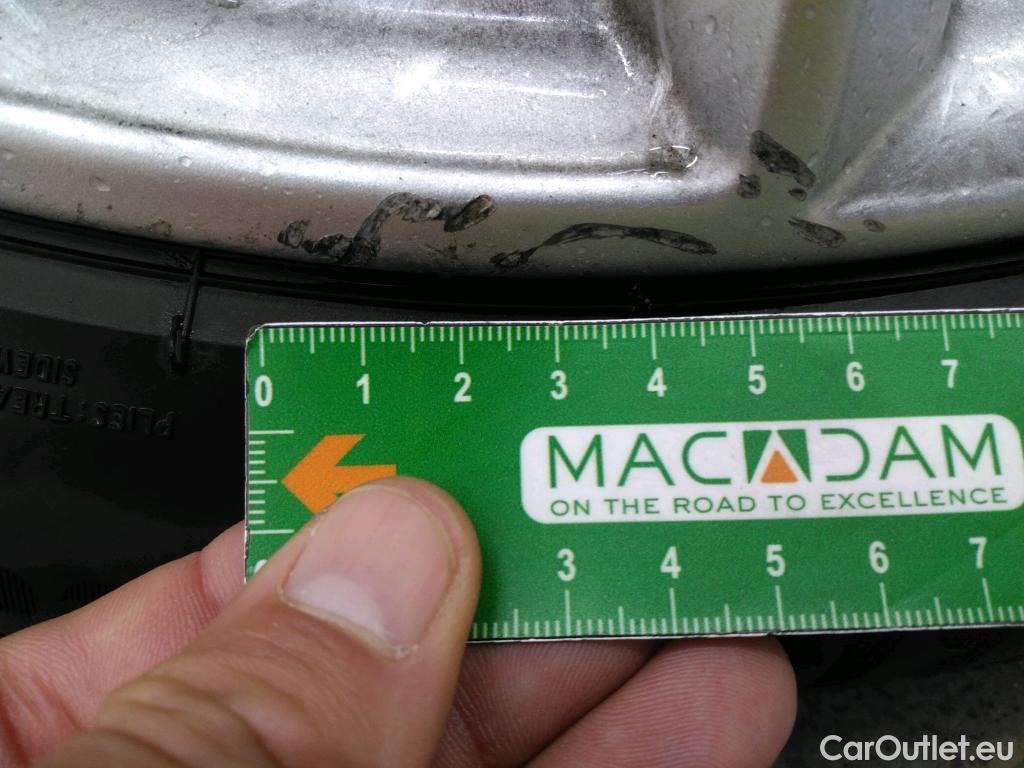  Bmw  Serie 2 Série 2 Active Tourer 216d Lounge 1.5 115CV BVA7 E6d #59