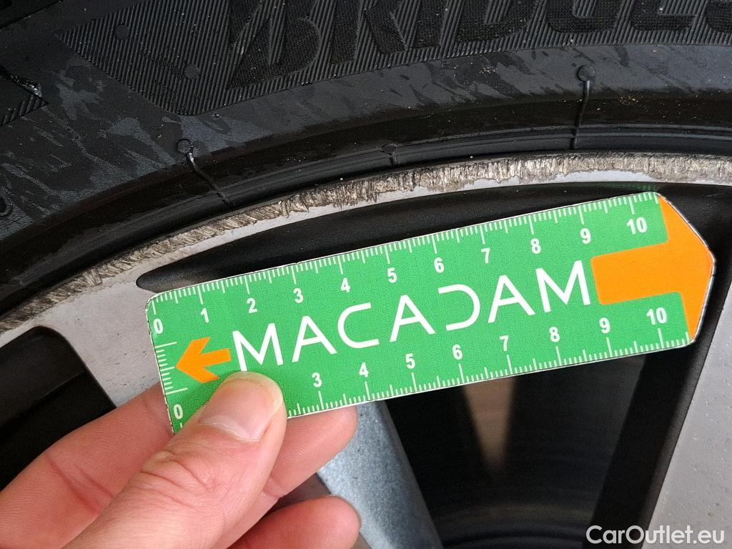  Audi  A4  Avant 35 TDI Avus 2.0 TDI 165CV BVA7 E6d #57