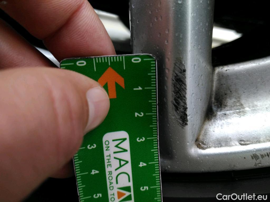  Bmw  Serie 2 Série 2 Active Tourer 216d Lounge 1.5 115CV BVA7 E6d #24