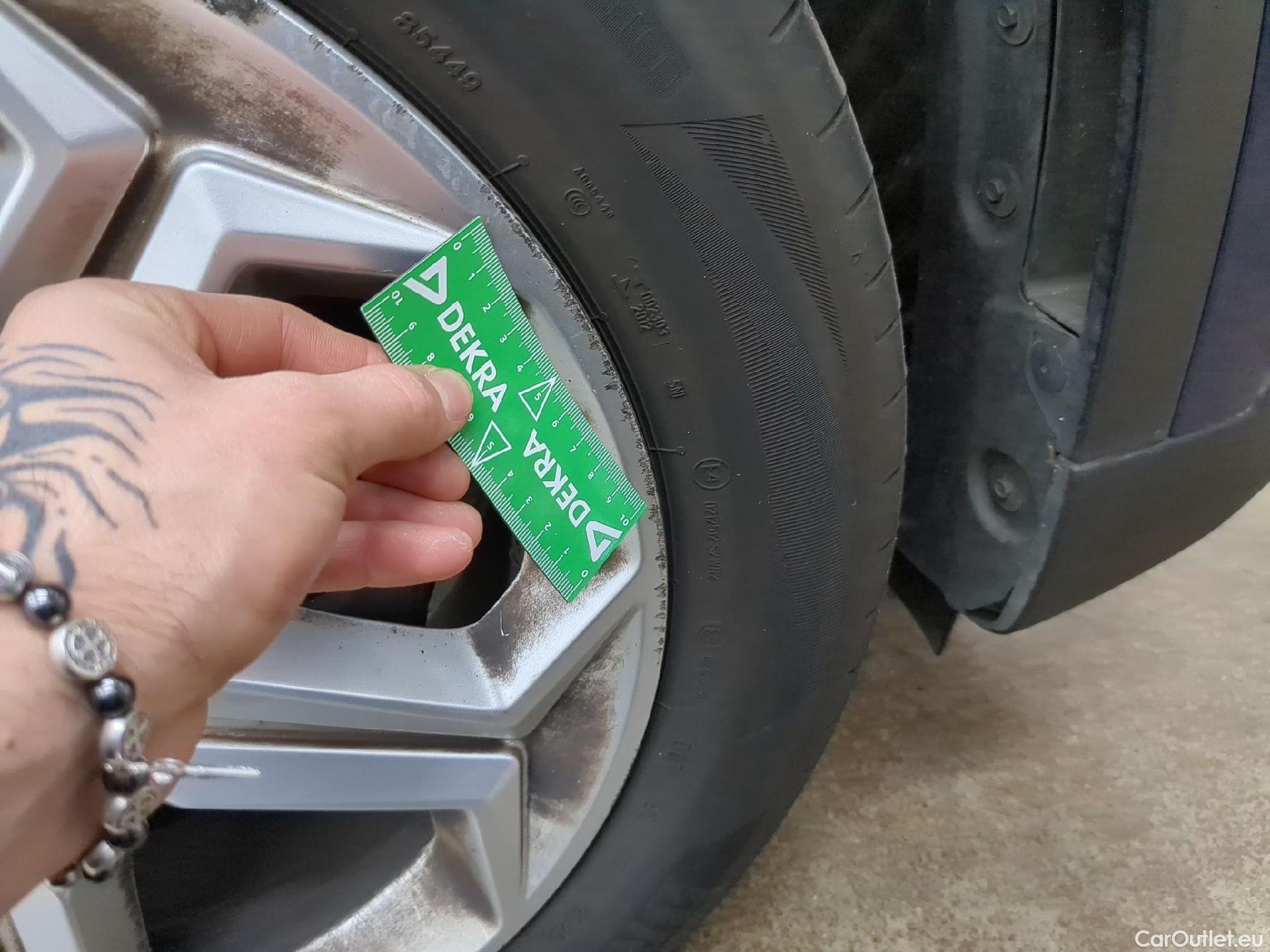  Bmw  X1 BMW  / 2022 / 5P / SUV sDrive18d Business Design DKG7 #8