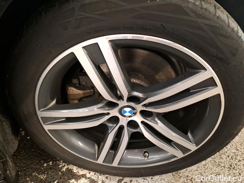  Bmw  Serie 5 BMW Série 5 Touring / 2020 / 5P / Break 520d 190ch Business Design BVA8 #4