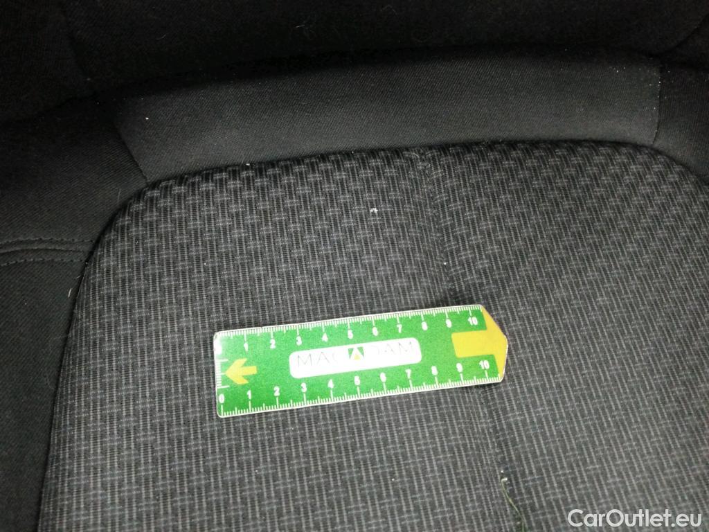  Bmw  Serie 2 Série 2 Active Tourer 216d Lounge 1.5 115CV BVA7 E6d #53