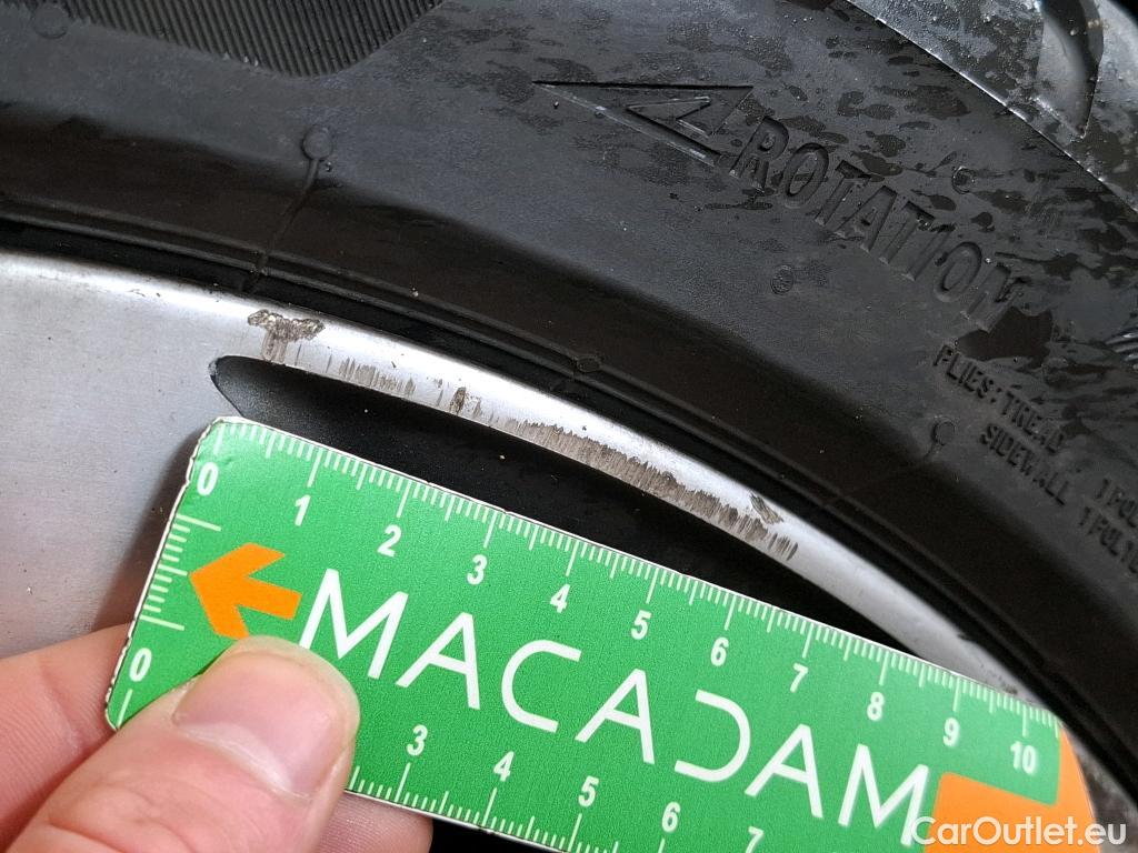  Audi  A4  Avant 35 TDI Avus 2.0 TDI 165CV BVA7 E6d #59