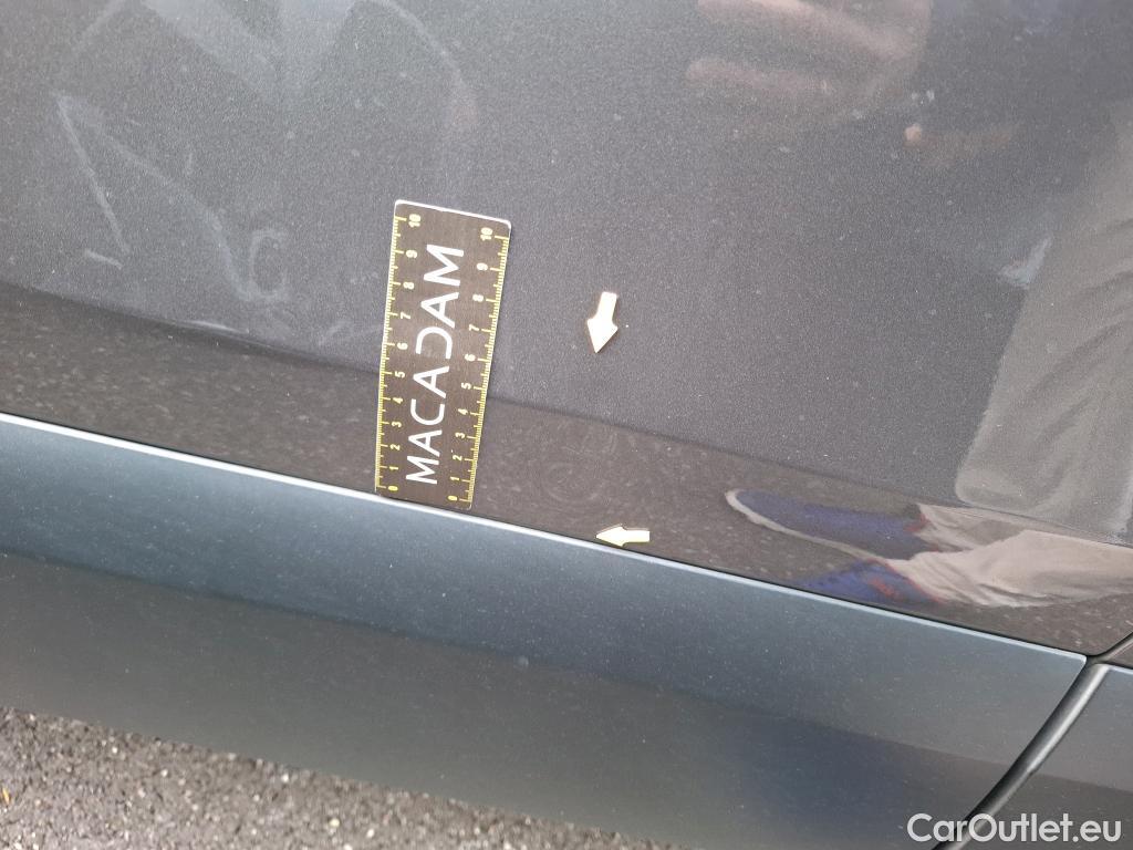  Citroen  C4  Berline Feel Pack 1.5 BlueHDI 110CV BVM6 E6d #2