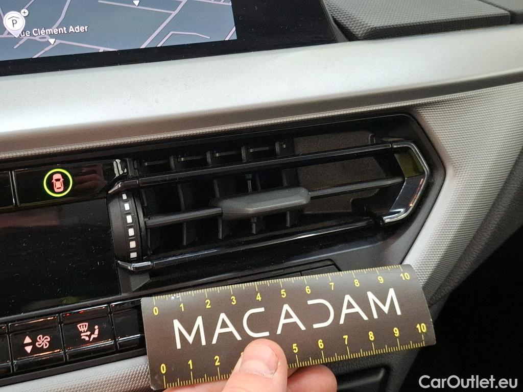  Bmw  Serie 1 BMW Série 1 / 2019 / 5P / Berline 116d DKG7 Business Design #2