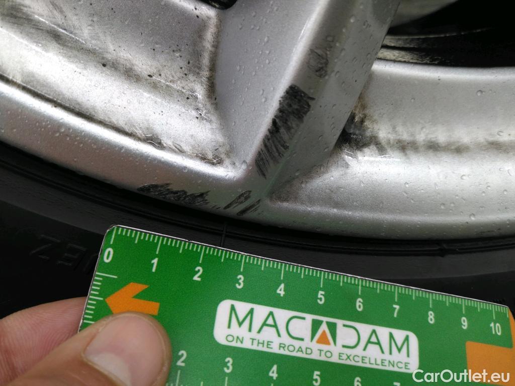  Bmw  Serie 2 Série 2 Active Tourer 216d Lounge 1.5 115CV BVA7 E6d #25