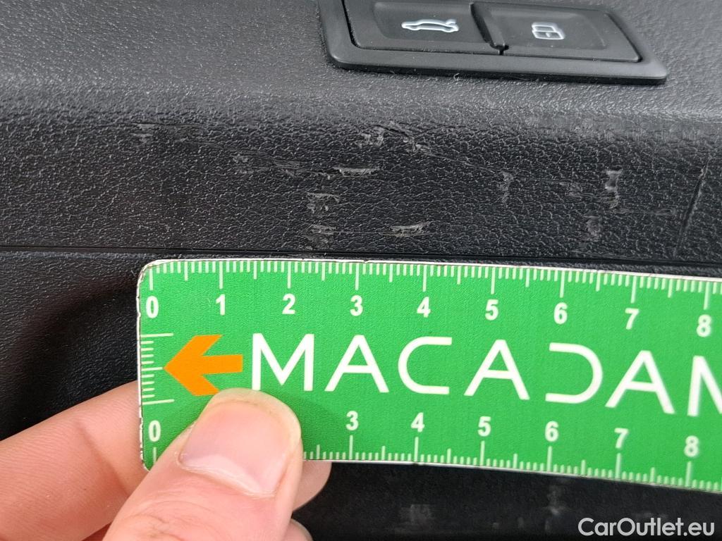  Audi  A4  Avant 35 TDI Avus 2.0 TDI 165CV BVA7 E6d #76