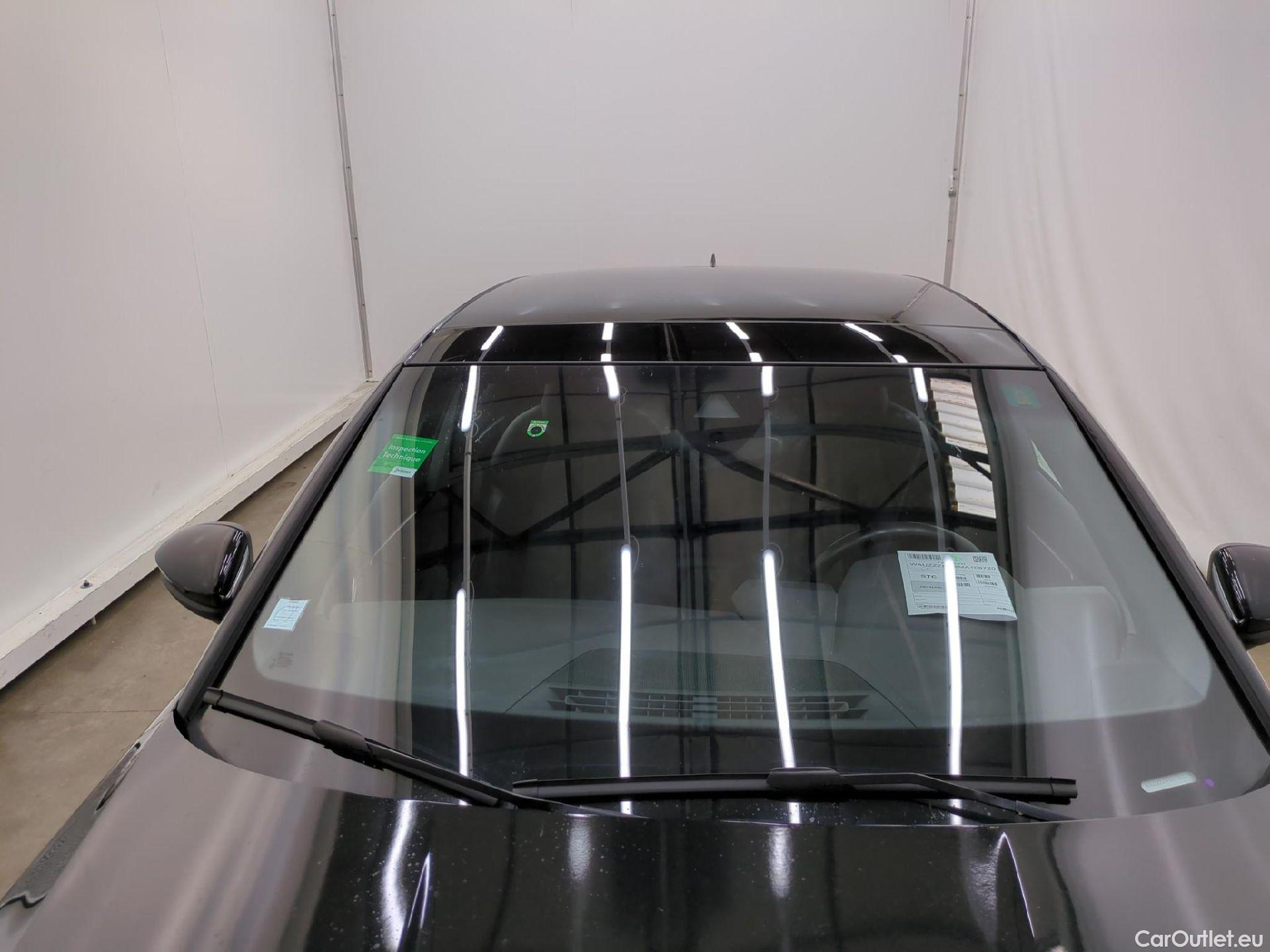  Audi  A3 AUDI  Berline / 2020 / 4P / Berline 35 TFSI 150 MHEV S Tronic Business Line #69