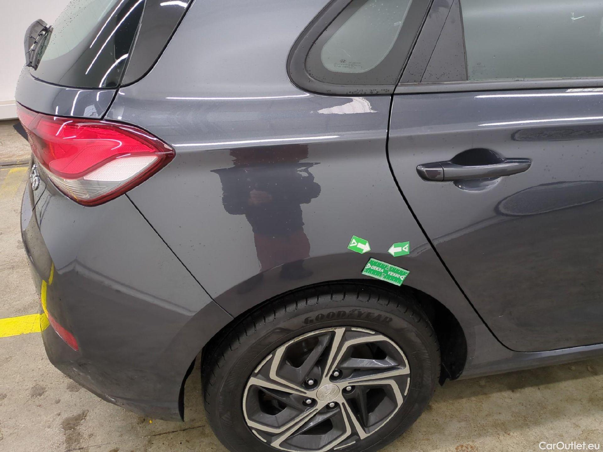  Hyundai  i30  Business 1.6 CRDi 115CV BVA7 E6d #22