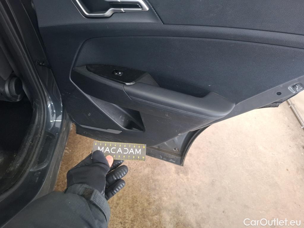  KIA  Sportage KIA  / 2021 / 5P / SUV 1.6 T-GDI 265 PHEV AUTO 4WD ACTIVE BUSIN #10