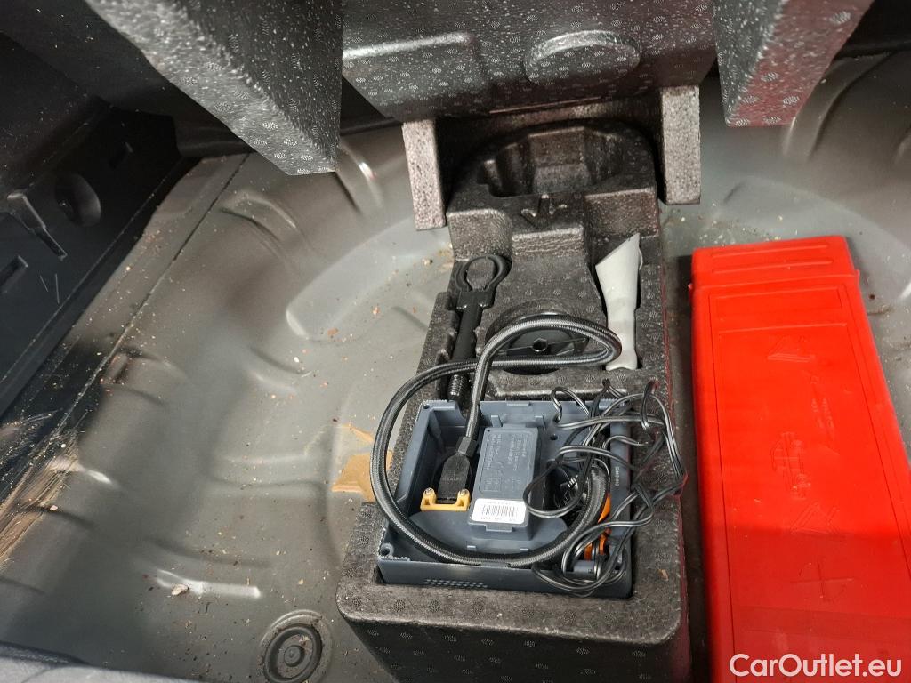  Ford  Focus FORD  SW / 2018 / 5P / Break SW-1.5 EcoBlue 120 auto St-Line Business #13