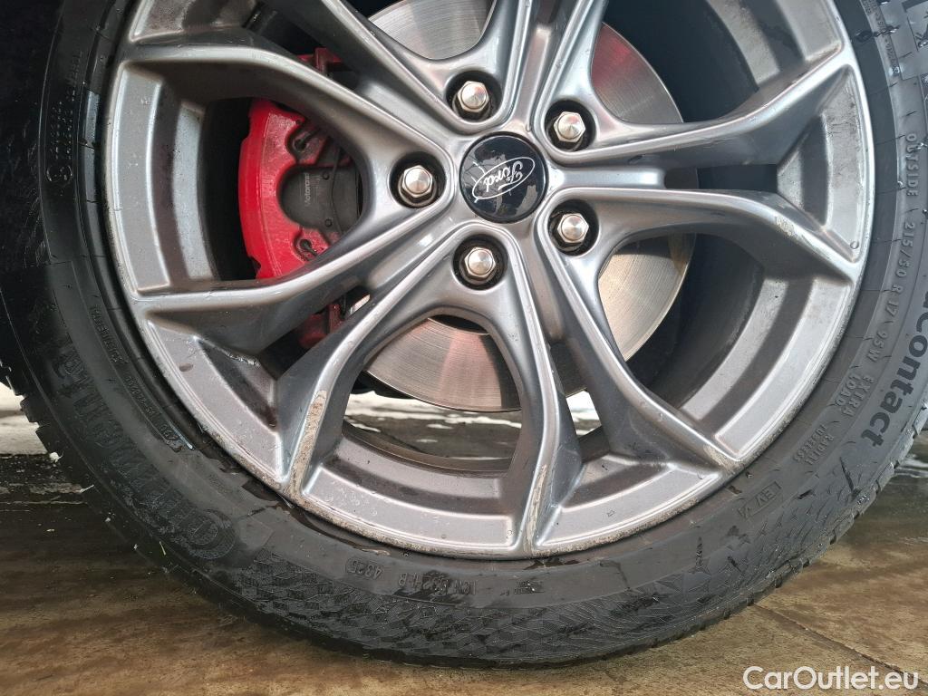  Ford  Focus FORD  SW / 2018 / 5P / Break SW-1.5 EcoBlue 120 auto St-Line Business #17