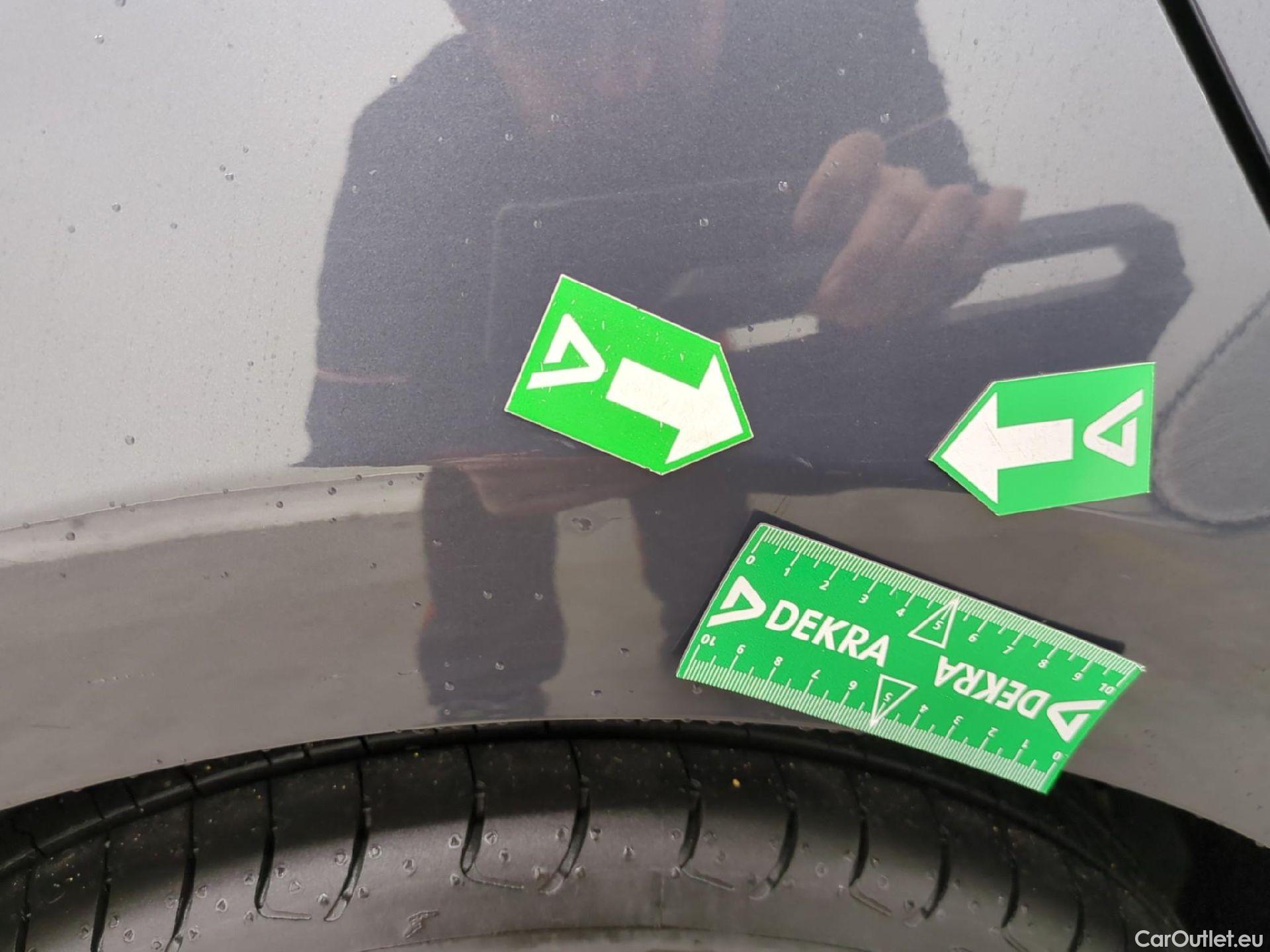  Hyundai  i30  Business 1.6 CRDi 115CV BVA7 E6d #21