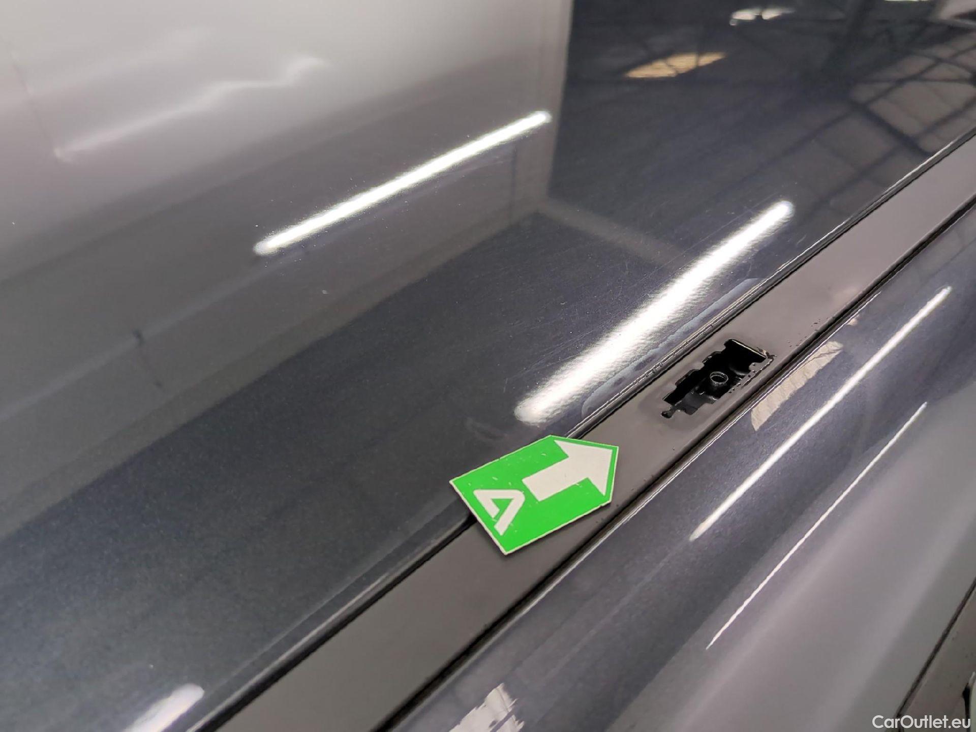  Hyundai  i30  Business 1.6 CRDi 115CV BVA7 E6d #12