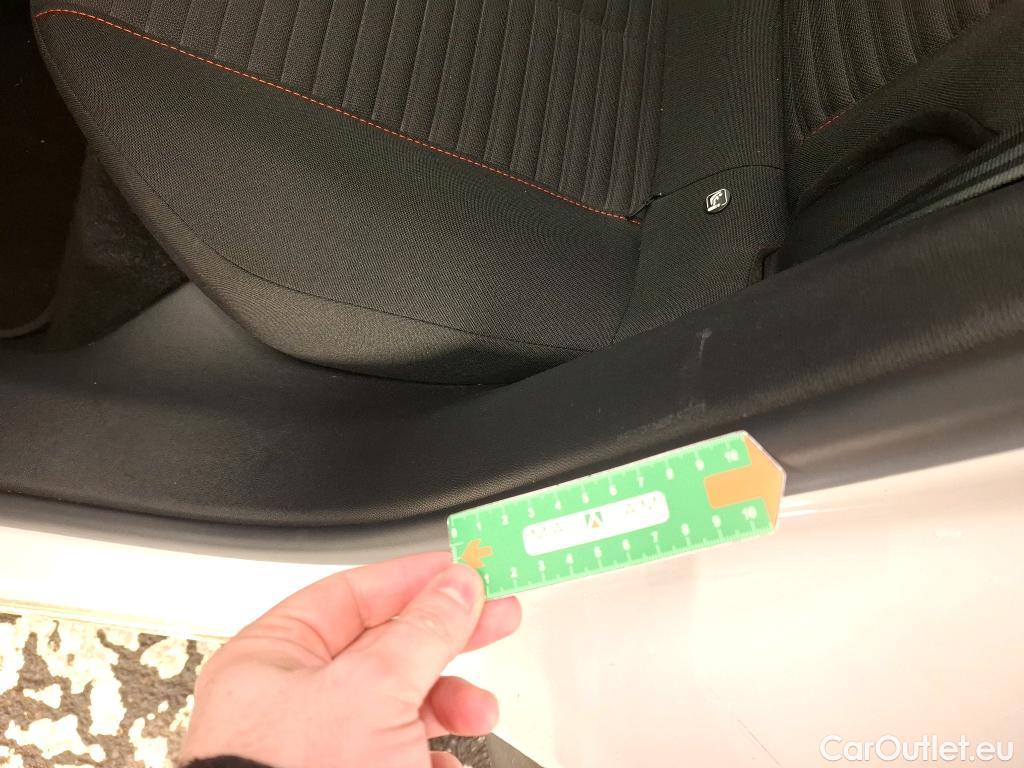  Peugeot  2008  Active Business 1.5 HDi 100CV BVM6 E6d #5