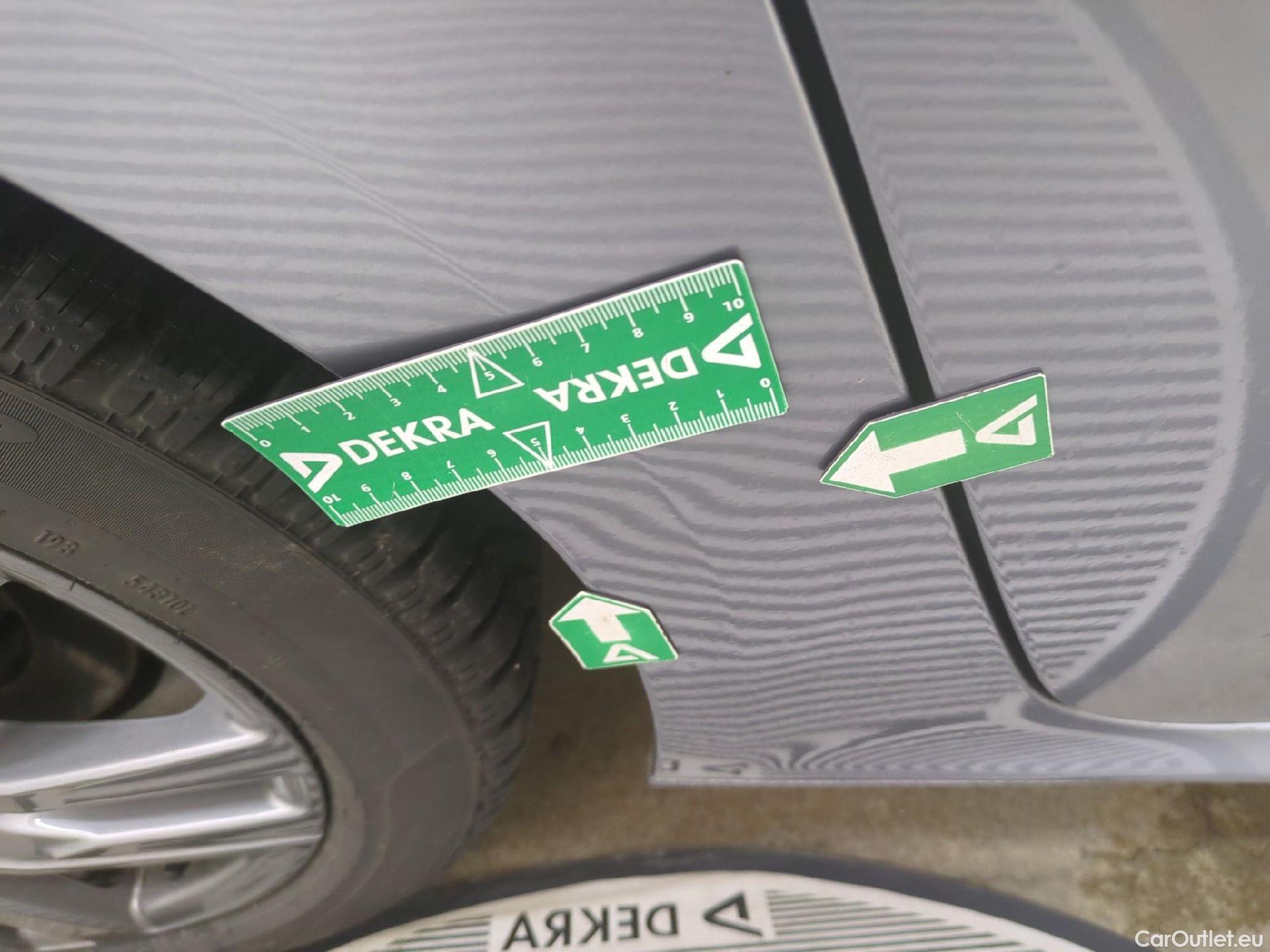  Peugeot  208  Active Business 1.5 HDi 100CV BVM6 E6d #33