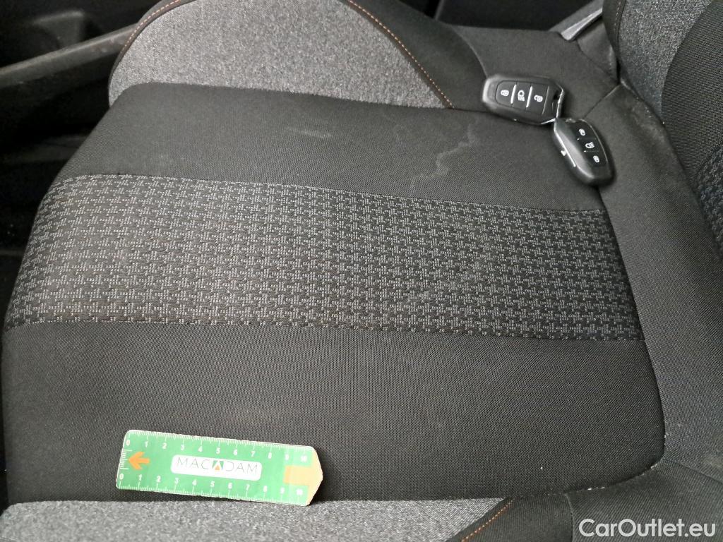  Peugeot  5008  Active Pack 1.5 HDi 130CV BVA8 7 Sieges E6d #33