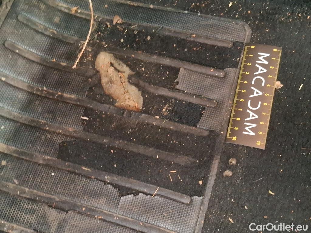  Peugeot  208  Allure Business 1.2 PureTech 100CV BVM6 E6d #3