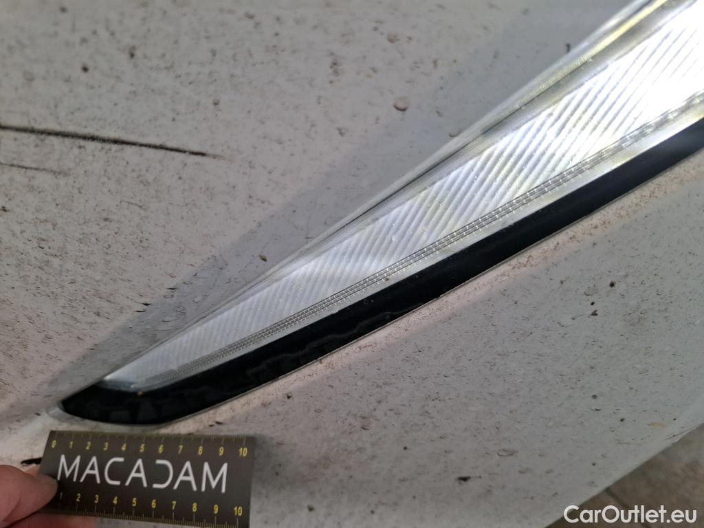  Peugeot  208  Allure Business 1.2 PureTech 100CV BVM6 E6d #23