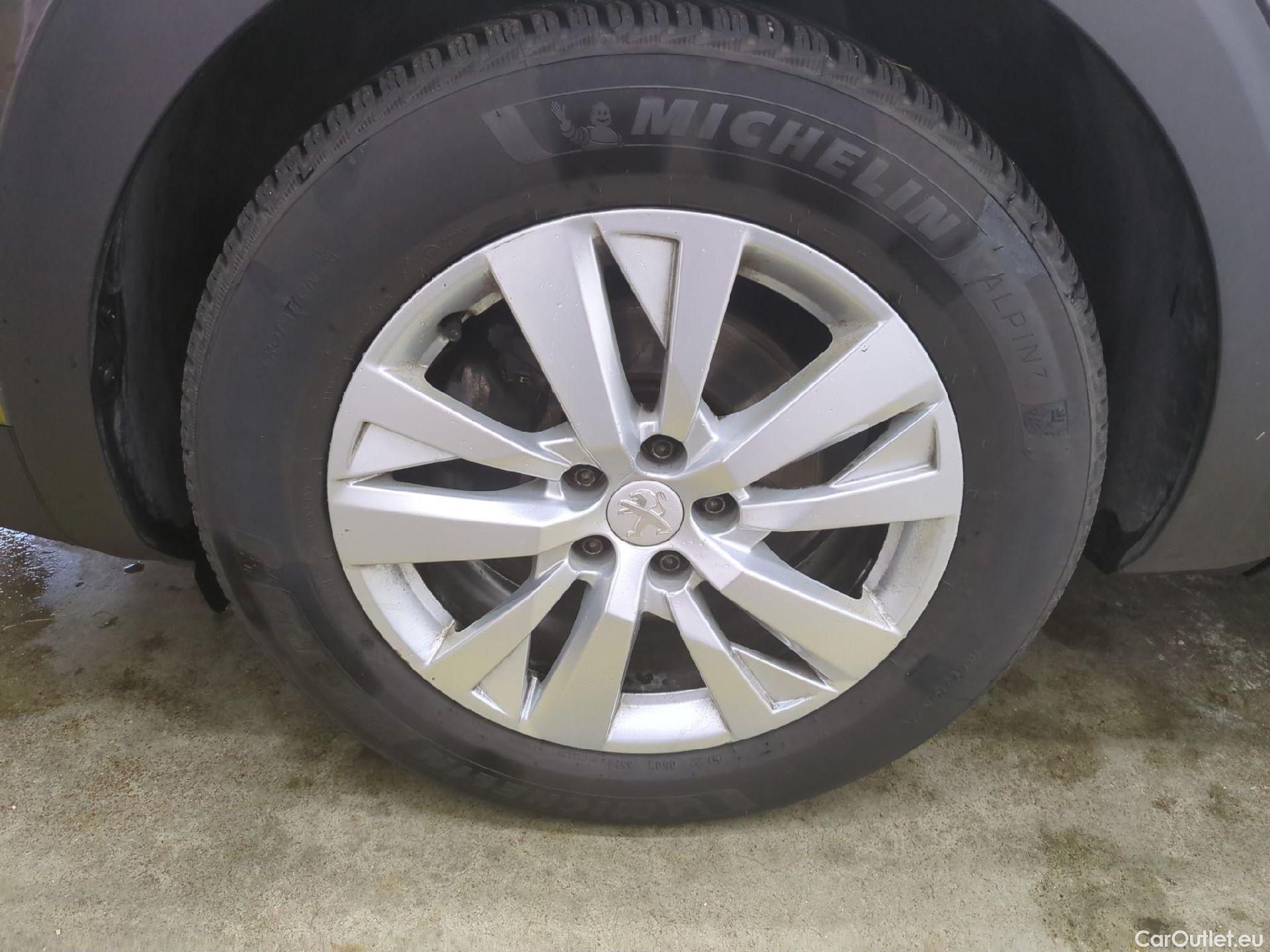  Peugeot  3008  II Active Pack 1.5 HDi 130CV BVA8 E6d #1