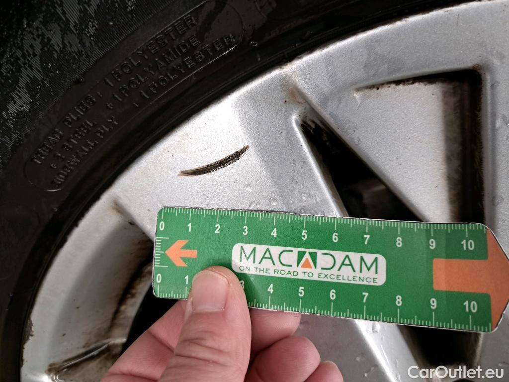  Peugeot  5008  Active Pack 1.5 HDi 130CV BVA8 7 Sieges E6d #21