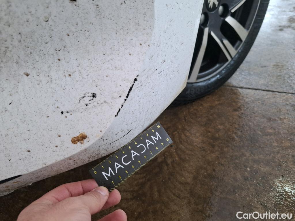  Peugeot  208  Allure Business 1.2 PureTech 100CV BVM6 E6d #13