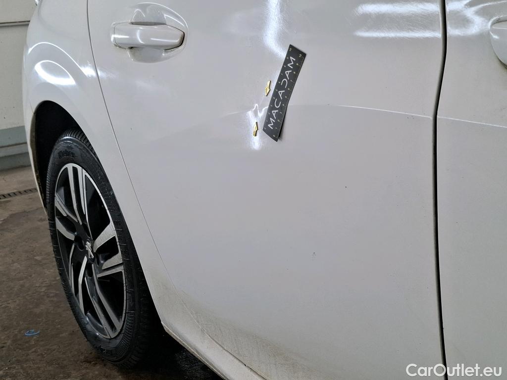  Peugeot  208  Allure Business 1.2 PureTech 100CV BVM6 E6d #19