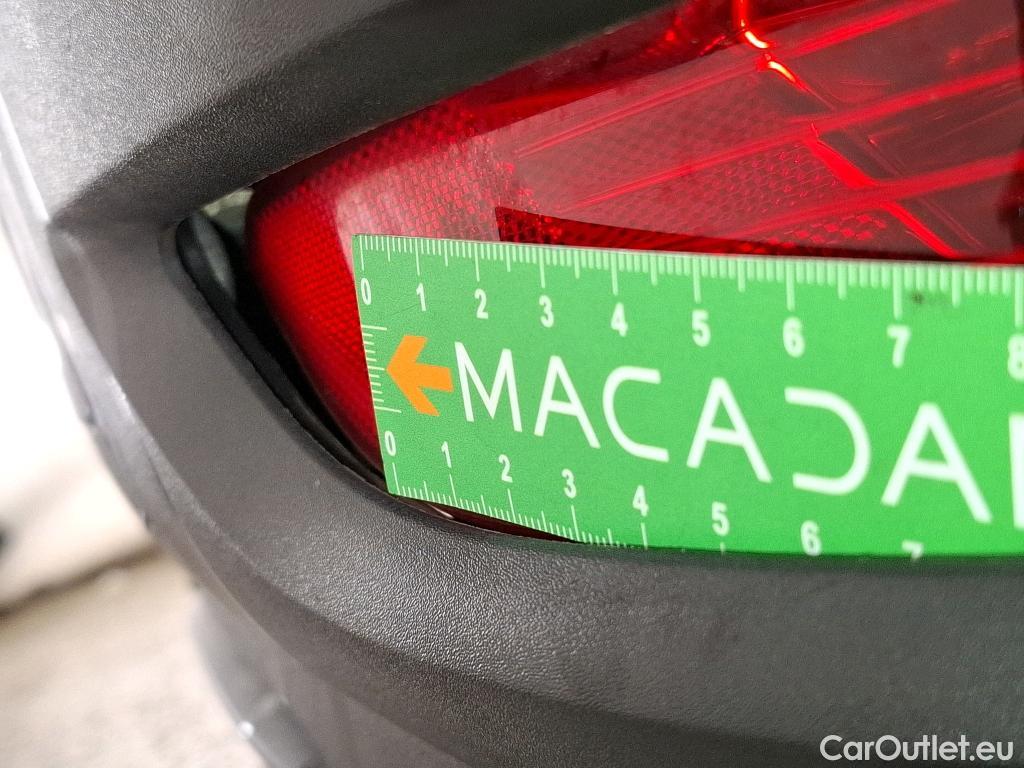  Peugeot  5008  Allure Pack 1.5 HDi 130CV BVA8 7 Sieges E6d #5