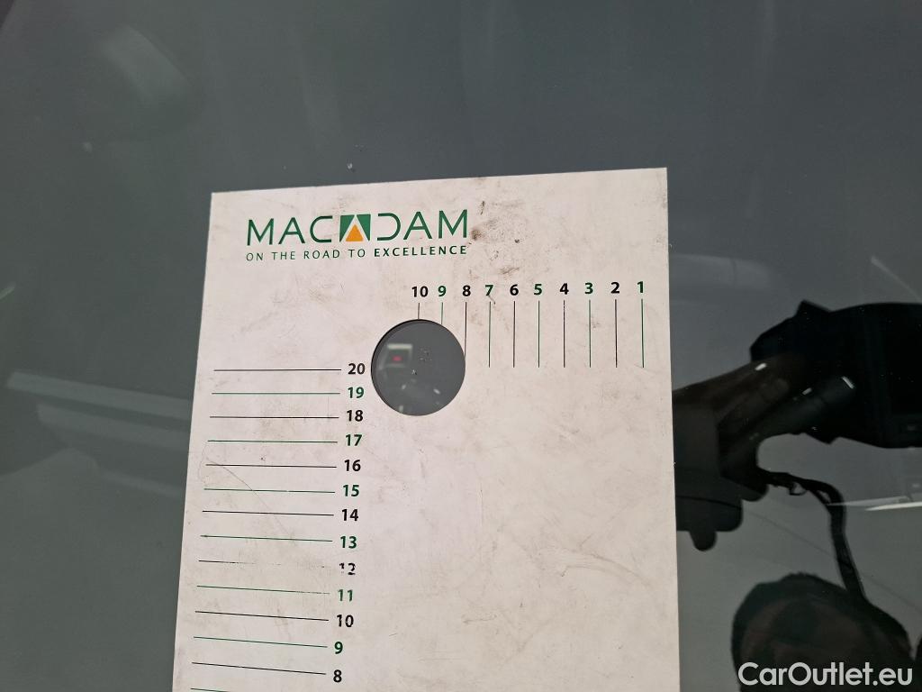  Peugeot  5008  Road Trip 1.5 HDi 130CV BVA8 7 Sieges E6d #2