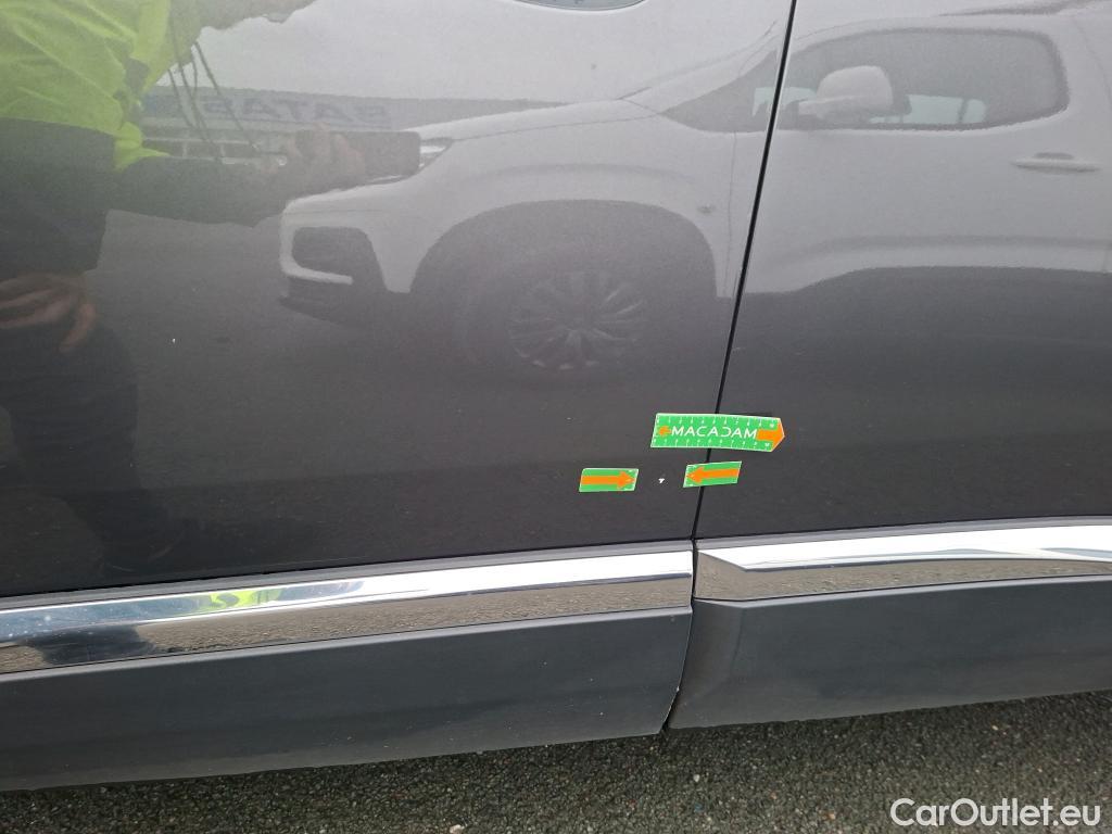  Peugeot  5008  Road Trip 1.5 HDi 130CV BVA8 7 Sieges E6d #29
