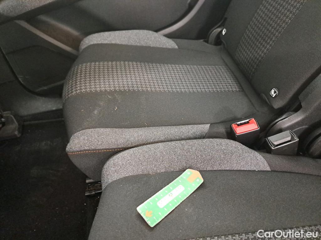  Peugeot  5008  Active Pack 1.5 HDi 130CV BVA8 7 Sieges E6d #35