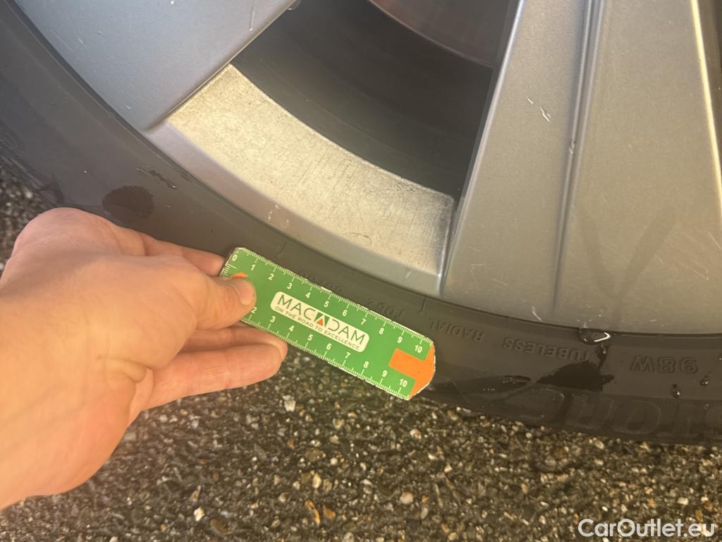  Skoda  Superb  Break Business 2.0 TDI 120CV BVA7 E6d #53